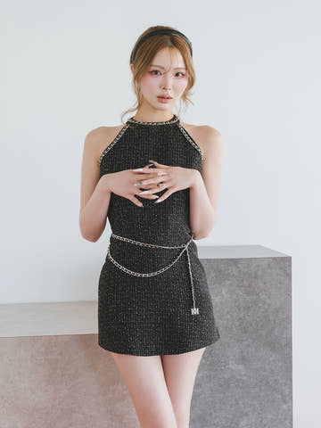 モデル：163cm（着用サイズ：FREE　着用カラー：BLK）