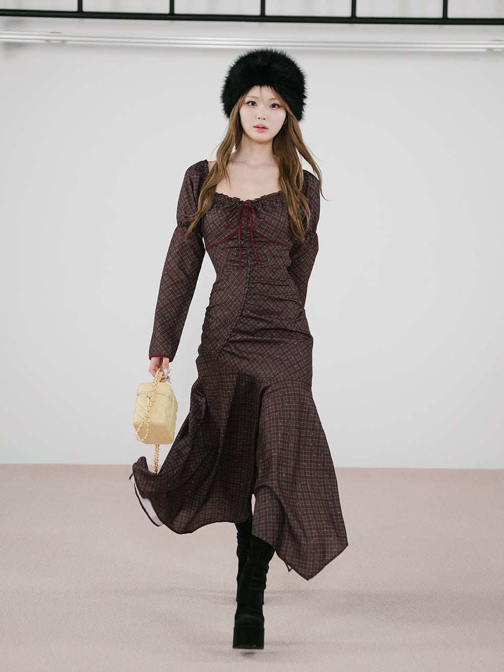 チェックチェリーデザインロングワンピース – Darich (ダーリッチ)