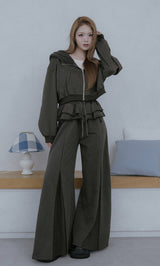 モデル：163cm（着用サイズ：FREE　着用カラー：C-GRY）