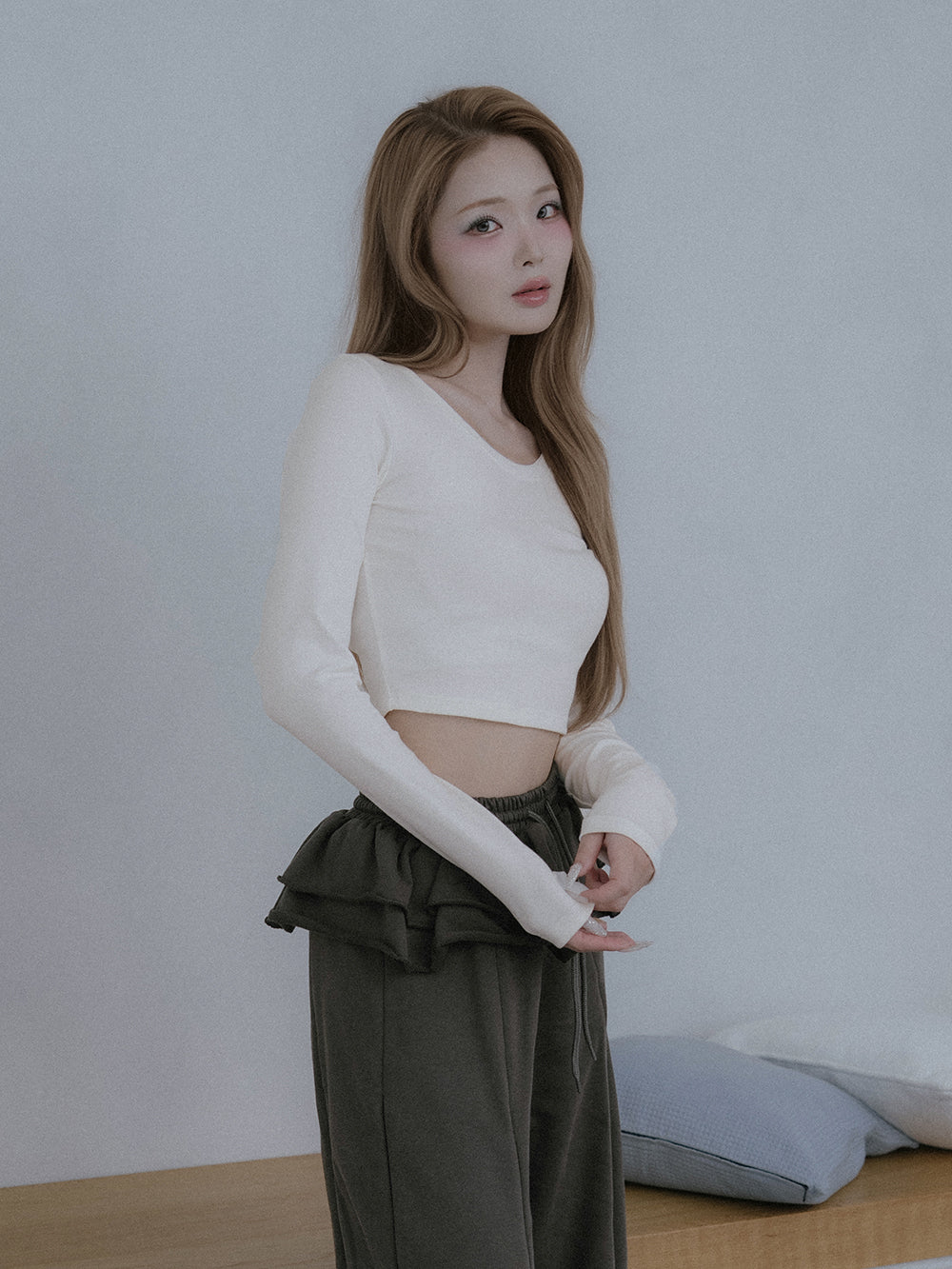 モデル：163cm（着用サイズ：FREE　着用カラー：IVO）