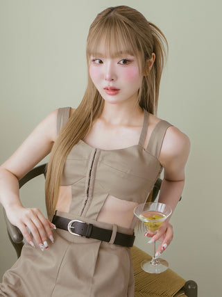 モデル：163cm（着用サイズ：FREE　着用カラー：BEG）
