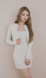 モデル：163cm（着用サイズ：FREE　着用カラー：WHT）