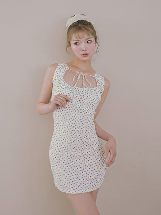 モデル：163cm（着用サイズ：FREE　着用カラー：WHT）
