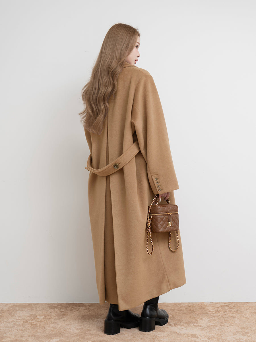 モデル：163cm（着用サイズ：FREE　着用カラー：CAM）