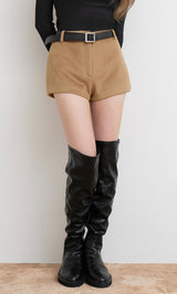 モデル：163cm（着用サイズ：S　着用カラー：CAM）