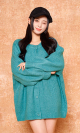 モデル：155cm（着用サイズ：FREE　着用カラー：BLU）