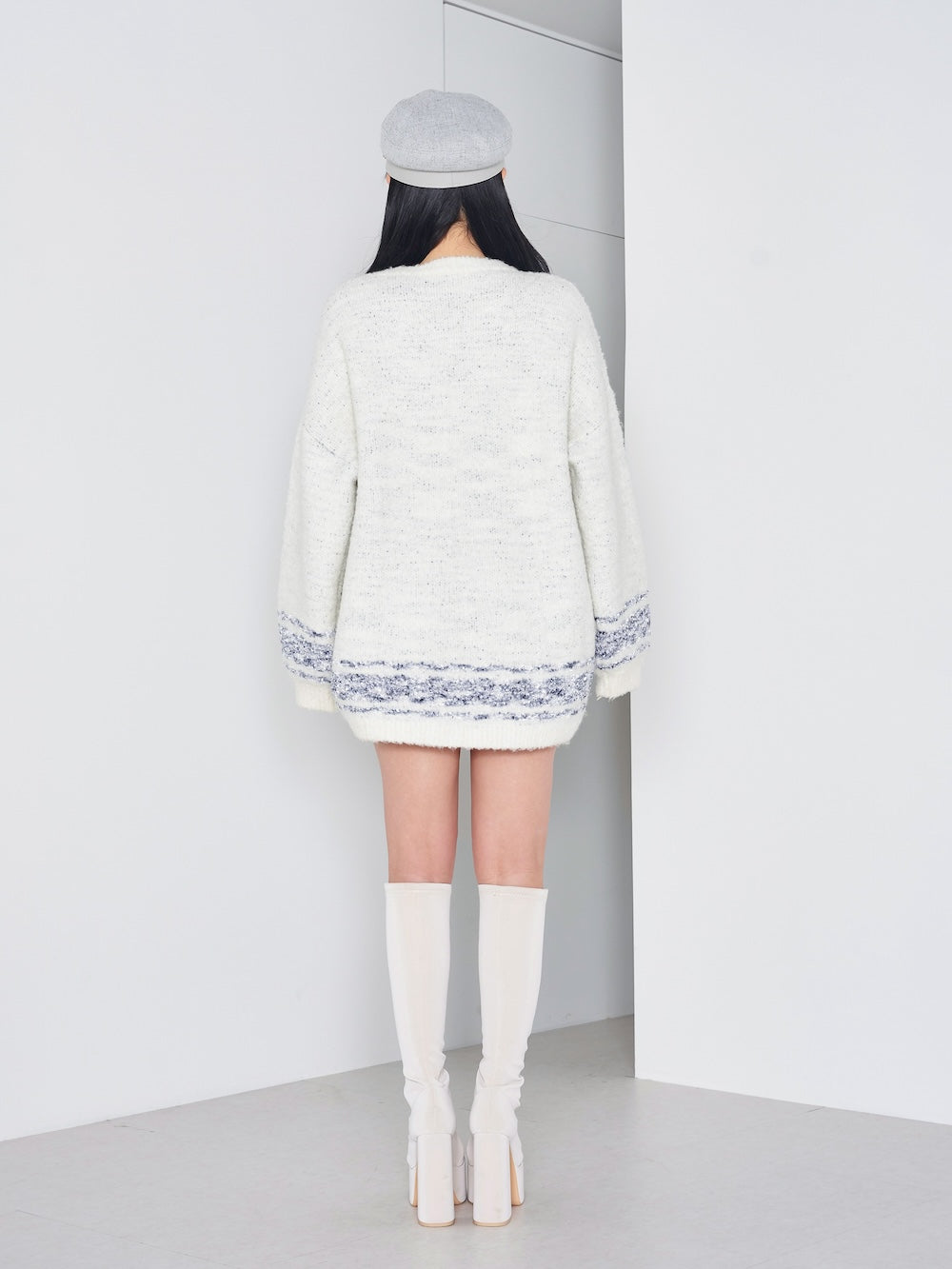 モデル：155cm（着用サイズ：FREE　着用カラー：WHT）