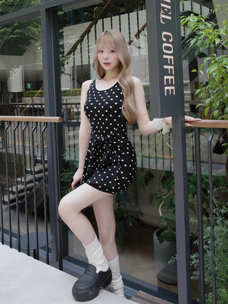モデル：163cm（着用サイズ：FREE　着用カラー：BLK）