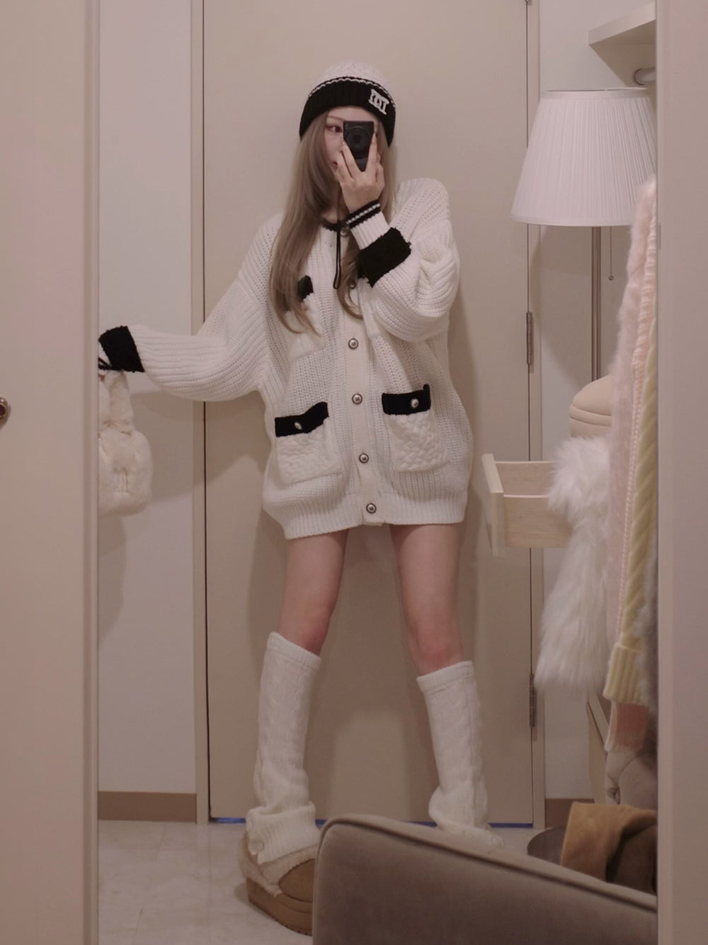 モデル：163cm（着用サイズ：FREE　着用カラー：WHT）