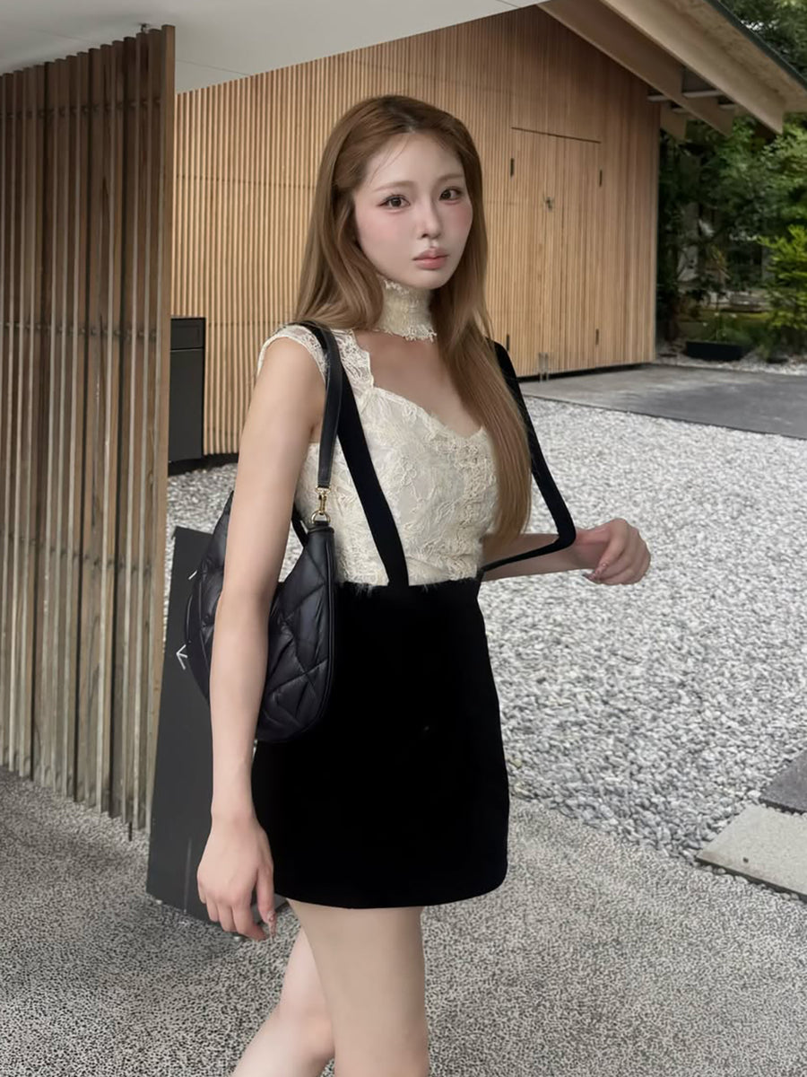 モデル：163cm（着用サイズ：FREE　着用カラー：BLK）