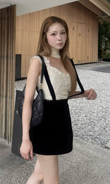 モデル：163cm（着用サイズ：FREE　着用カラー：BLK）