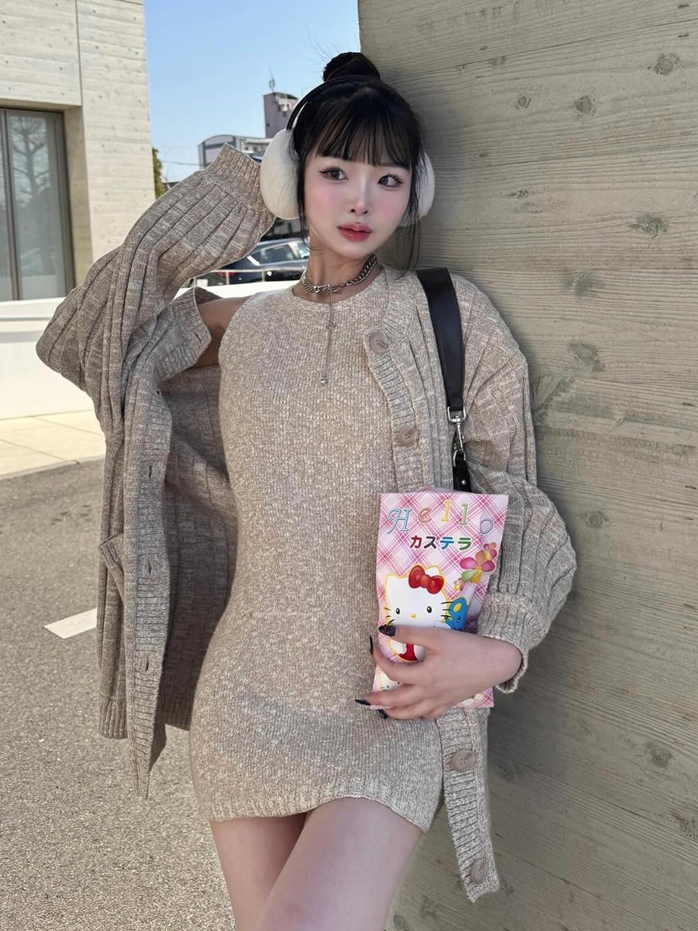 モデル：163cm（着用サイズ：FREE　着用カラー：BEG）