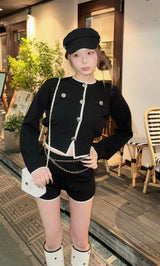 モデル：163cm（着用サイズ：FREE　着用カラー：BLK）