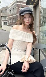 モデル：163cm（着用サイズ：FREE　着用カラー：IVO