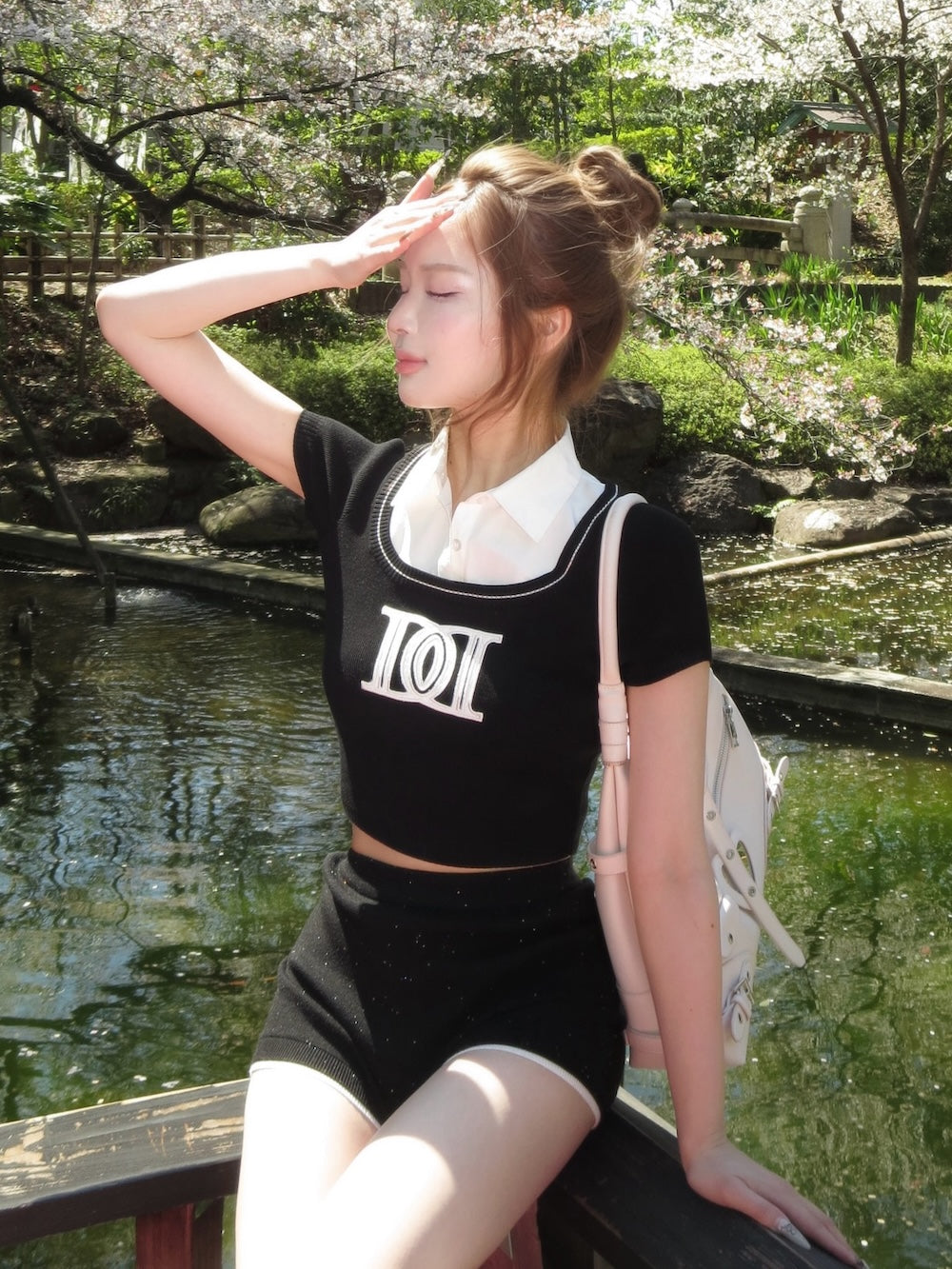 モデル：163cm（着用サイズ：FREE　着用カラー：BLK）