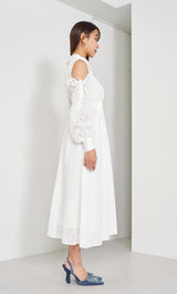 モデル：163cm（着用サイズ：FREE　着用カラー：WHT）