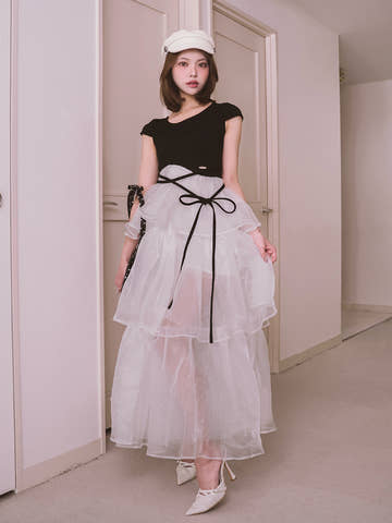 モデル：163cm（着用サイズ：FREE　着用カラー：BLK）