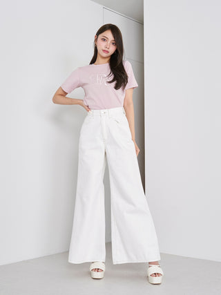 モデル：163cm（着用サイズ：FREE　着用カラー：PUR）
