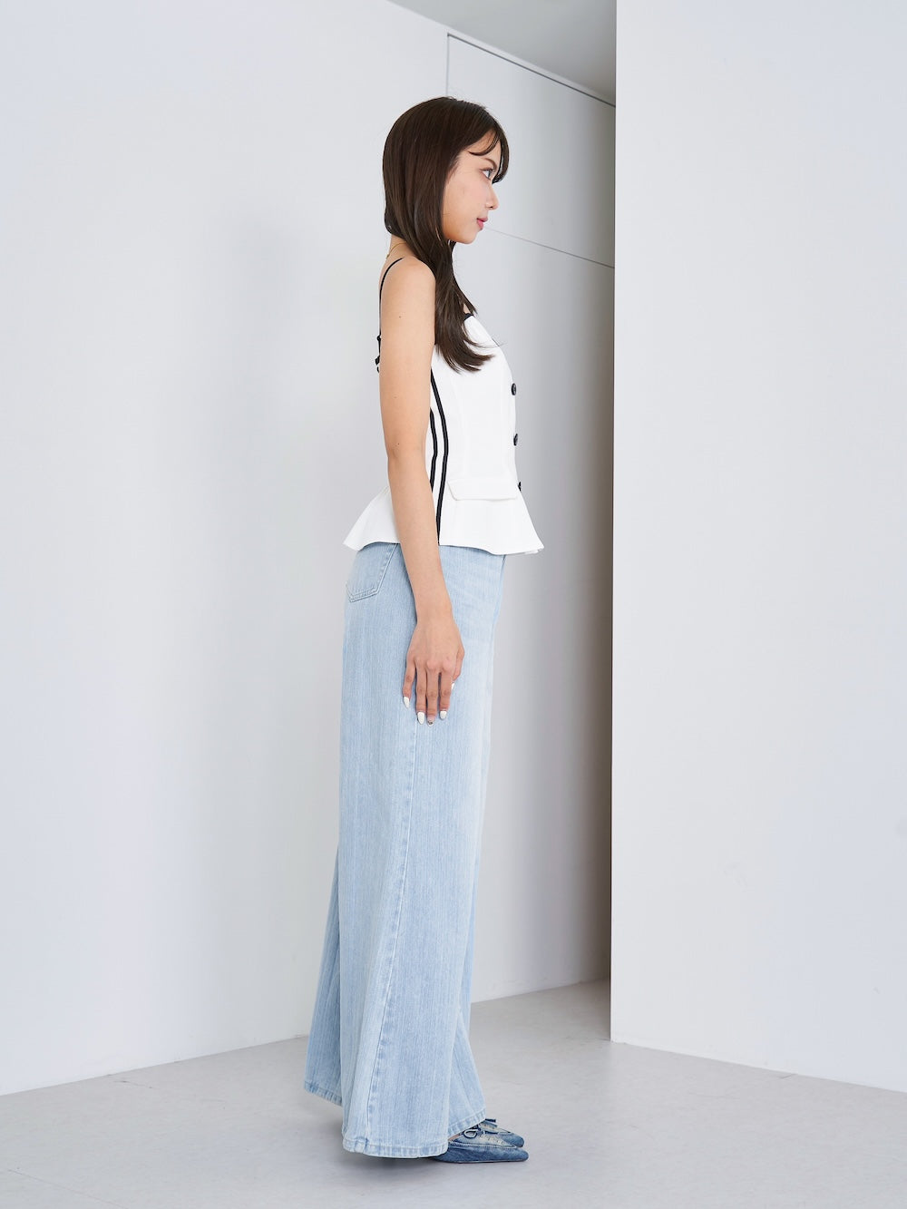 モデル：163cm（着用サイズ：FREE　着用カラー：WHT）