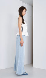 モデル：163cm（着用サイズ：FREE　着用カラー：WHT）