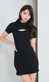 モデル：163cm（着用サイズ：FREE　着用カラー：BLK）