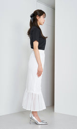 モデル：163cm（着用サイズ：FREE　着用カラー：WHT）