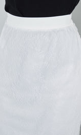 モデル：163cm（着用サイズ：FREE　着用カラー：WHT）