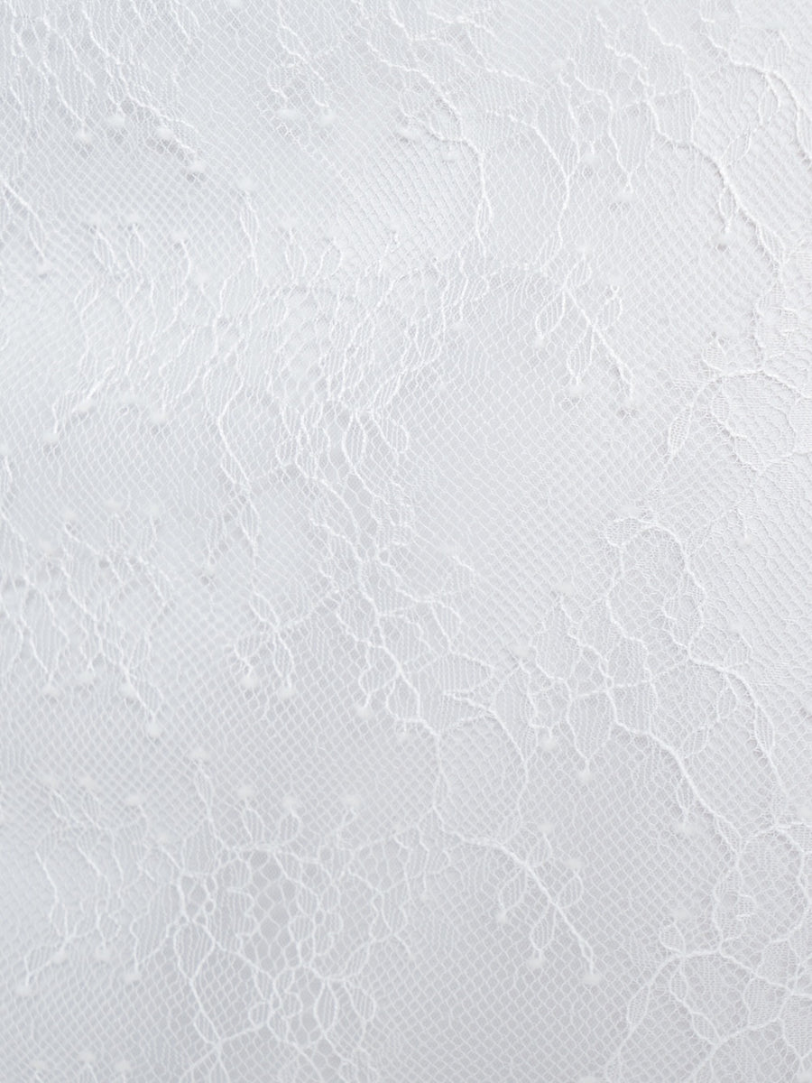 モデル：163cm（着用サイズ：FREE　着用カラー：WHT）