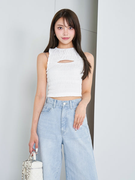 Cutout Shirred American Sleeve Top