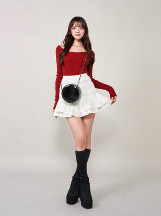 モデル：163cm（着用サイズ：FREE　着用カラー：RED）