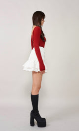 モデル：163cm（着用サイズ：FREE　着用カラー：RED）