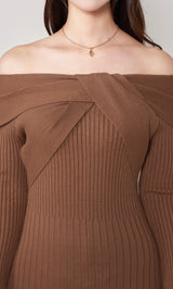 モデル：163cm（着用サイズ：FREE　着用カラー：BRN）