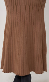 モデル：163cm（着用サイズ：FREE　着用カラー：BRN）