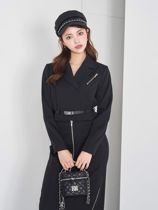 モデル：163cm（着用サイズ：FREE　着用カラー：BLK）