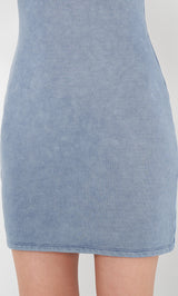 モデル：163cm（着用サイズ：FREE　着用カラー：BLU）