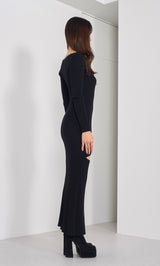 モデル：163cm（着用サイズ：FREE　着用カラー：BLK）