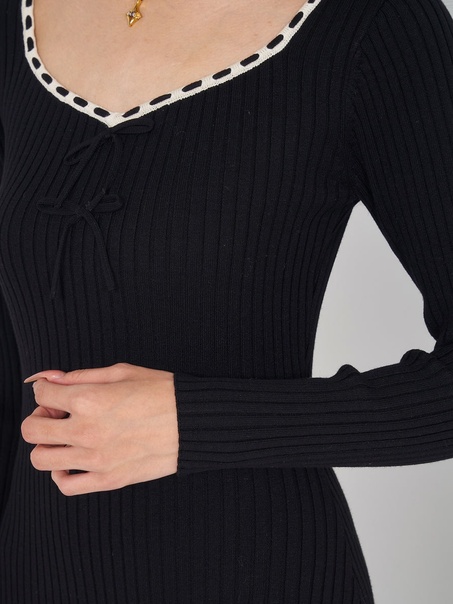 モデル：163cm（着用サイズ：FREE　着用カラー：BLK）