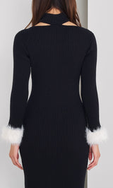 モデル：163cm（着用サイズ：FREE　着用カラー：BLK）