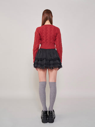モデル：163cm（着用サイズ：FREE　着用カラー：RED）