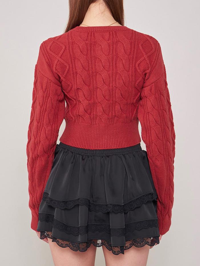 モデル：163cm（着用サイズ：FREE　着用カラー：RED）