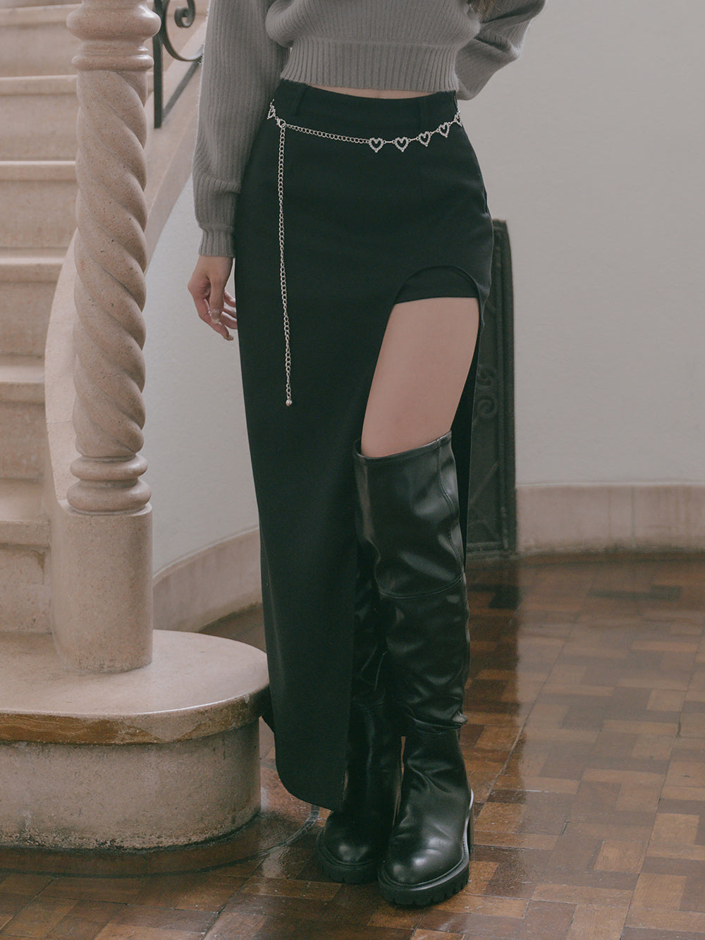 モデル：163cm（着用サイズ：S　着用カラー：BLK）