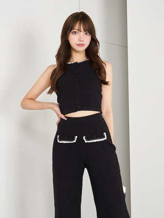 モデル：163cm（着用サイズ：FREE　着用カラー：BLK）