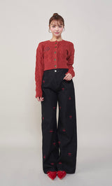 モデル：163cm（着用サイズ：FREE　着用カラー：RED）