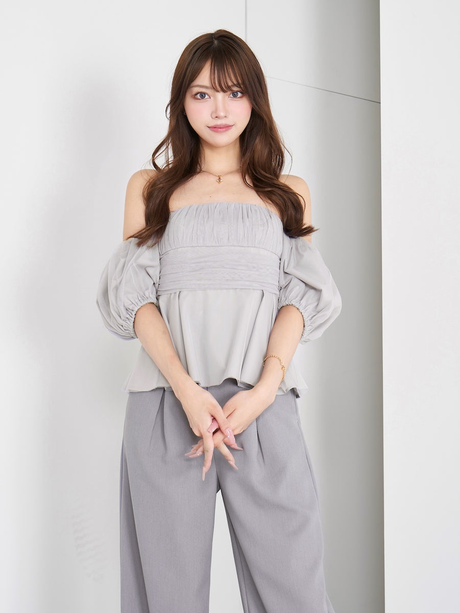 モデル：163cm（着用サイズ：FREE　着用カラー：GRY）