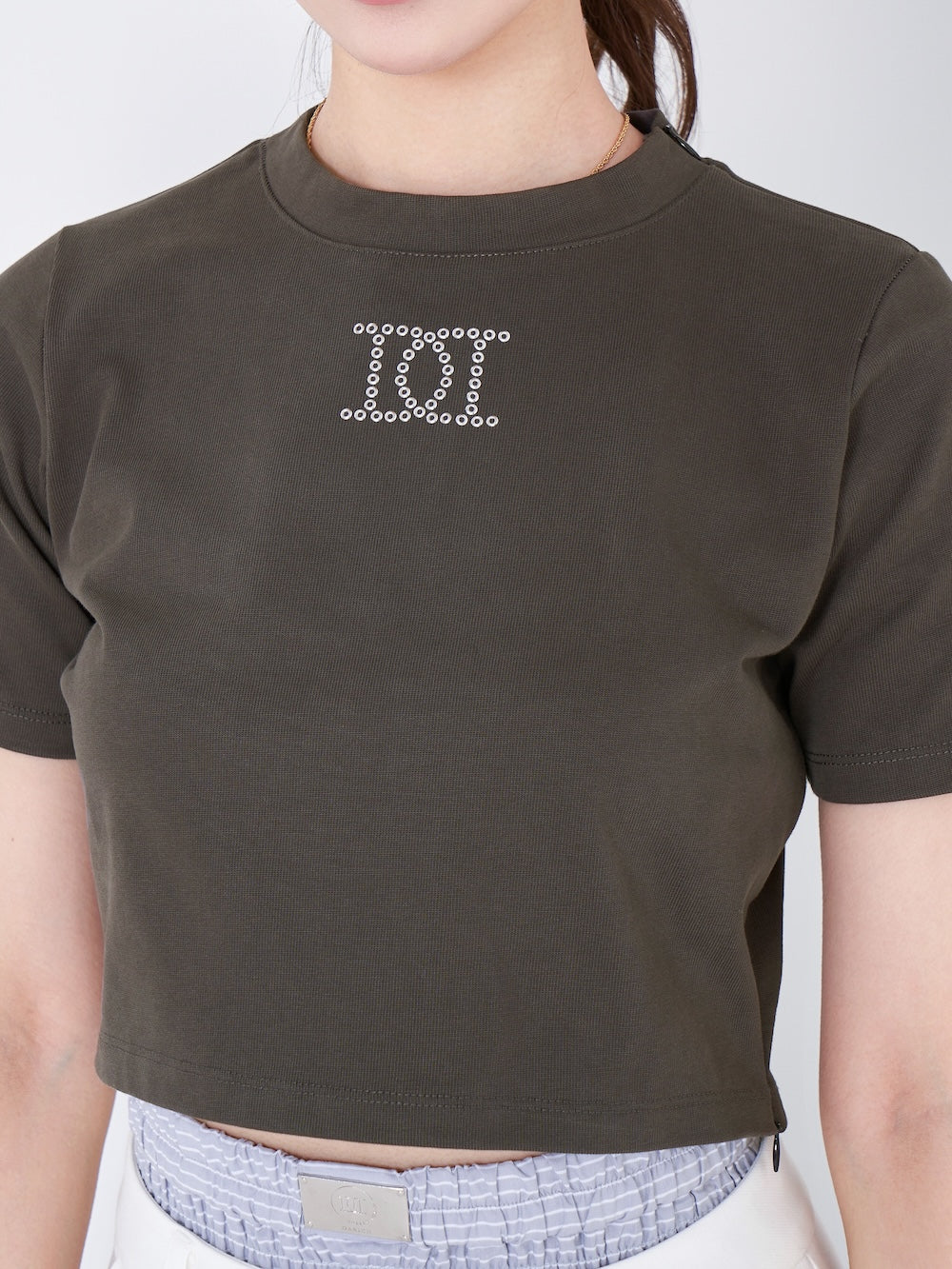 スタッズロゴコンパクトTシャツ – Darich