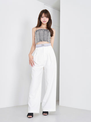 モデル：163cm（着用サイズ：FREE　着用カラー：WHT）