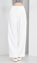 モデル：163cm（着用サイズ：FREE　着用カラー：WHT）