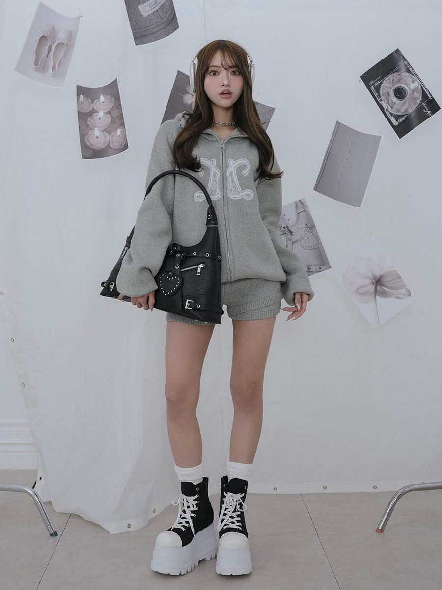 サイズ：FREE　カラー：BLK