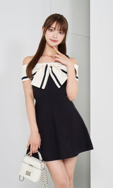 モデル：163cm（着用サイズ：FREE　着用カラー：BLK）