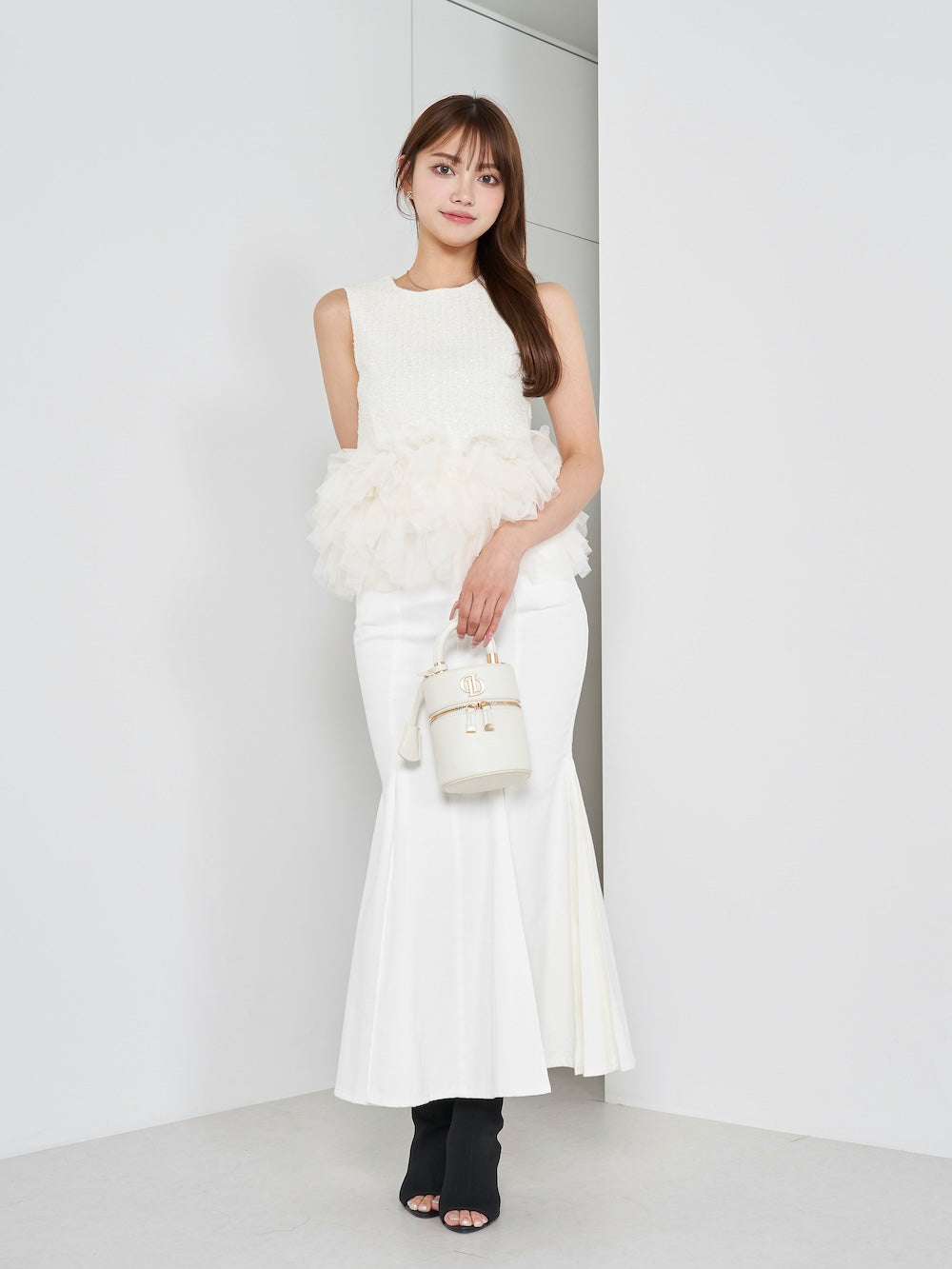 モデル：163cm（着用サイズ：FREE　着用カラー：WHT）